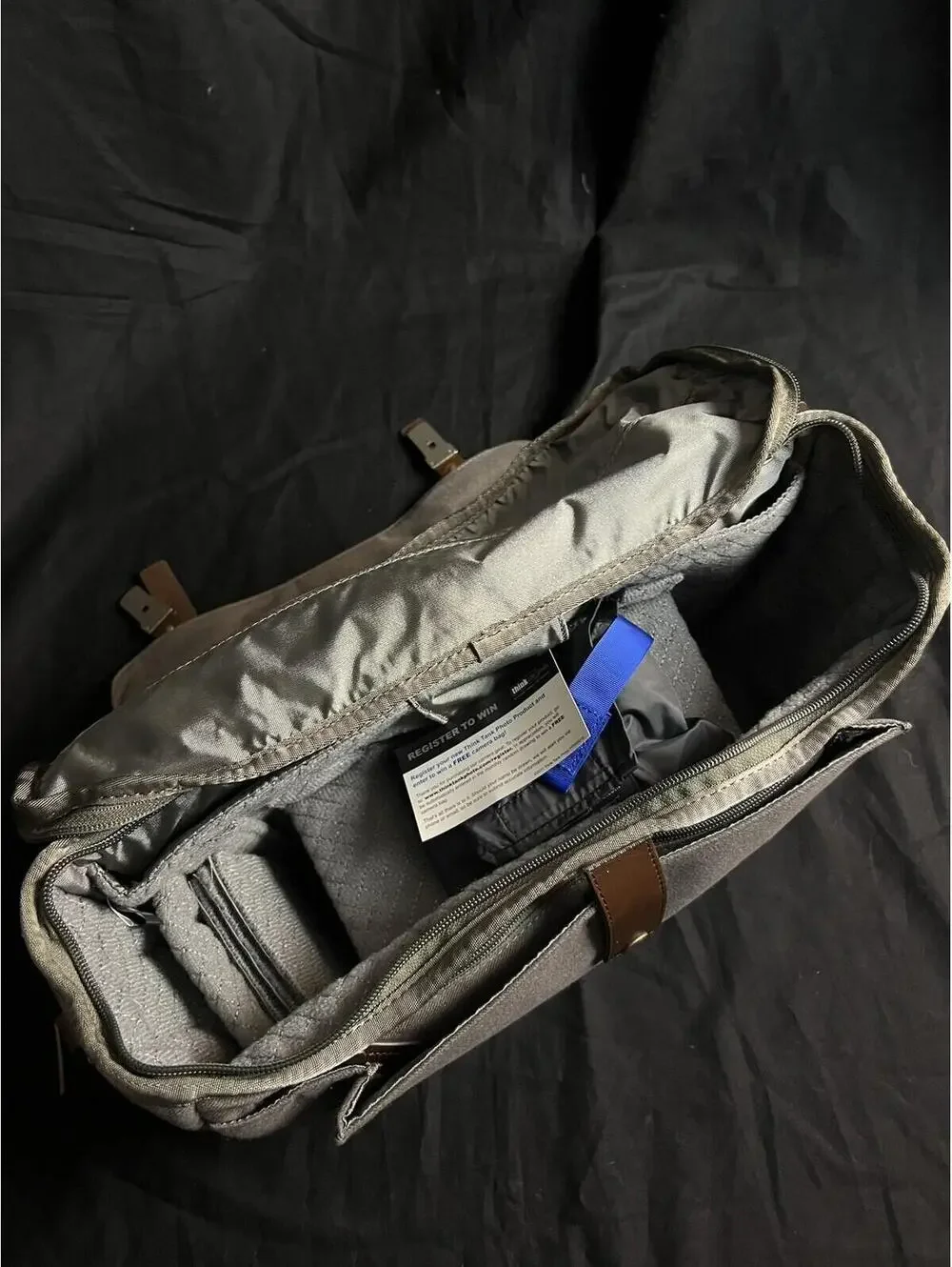 NWT Think Tank Photo Signature 13 Shoulder Bag Dusty Olive Camera Leather